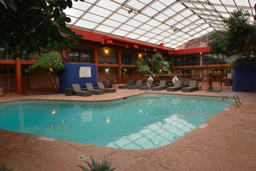 Wyndham Albuquerque Hotel & Conference Center Екстериор снимка