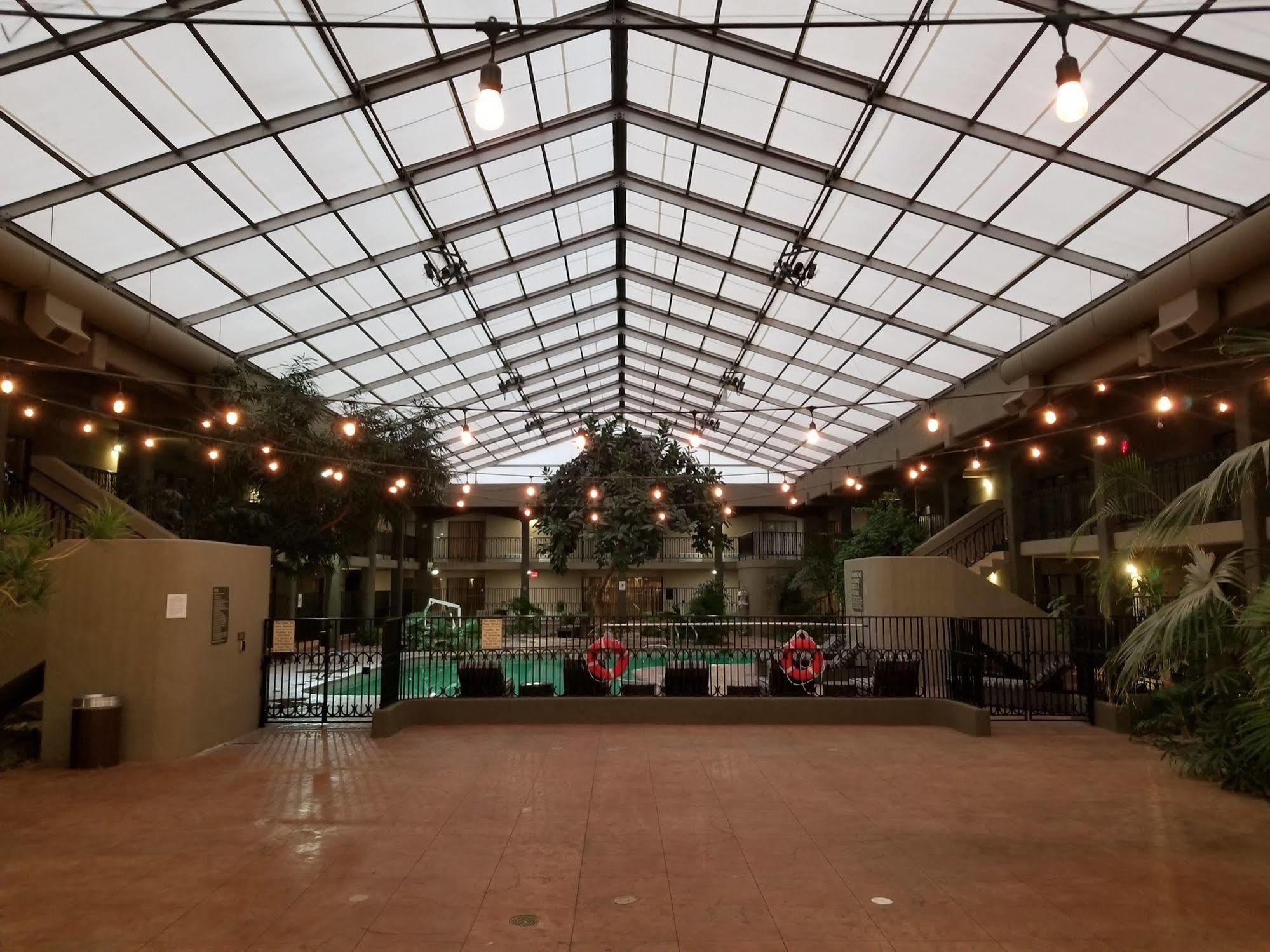 Wyndham Albuquerque Hotel & Conference Center Екстериор снимка