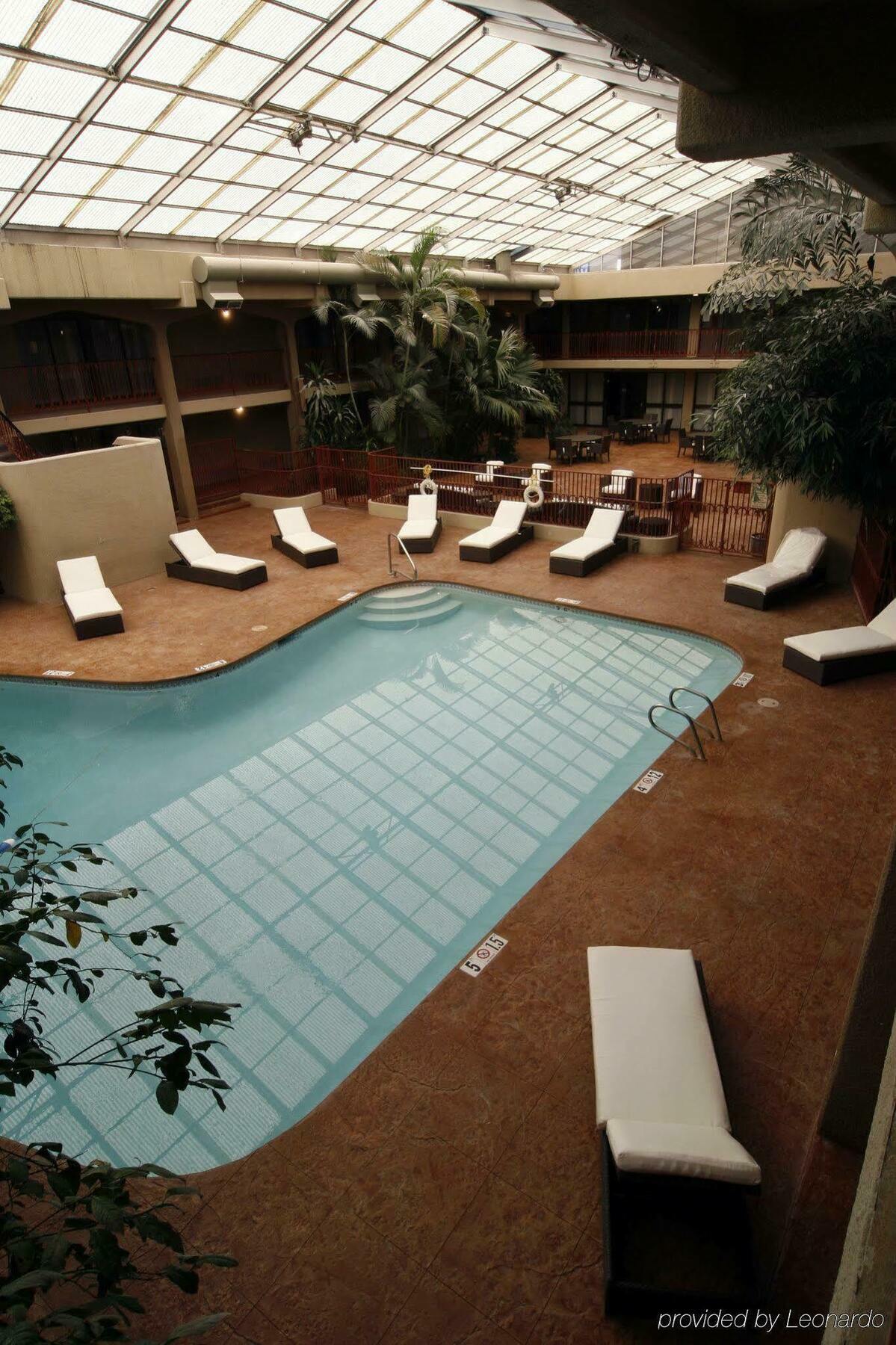 Wyndham Albuquerque Hotel & Conference Center Съоръжения снимка